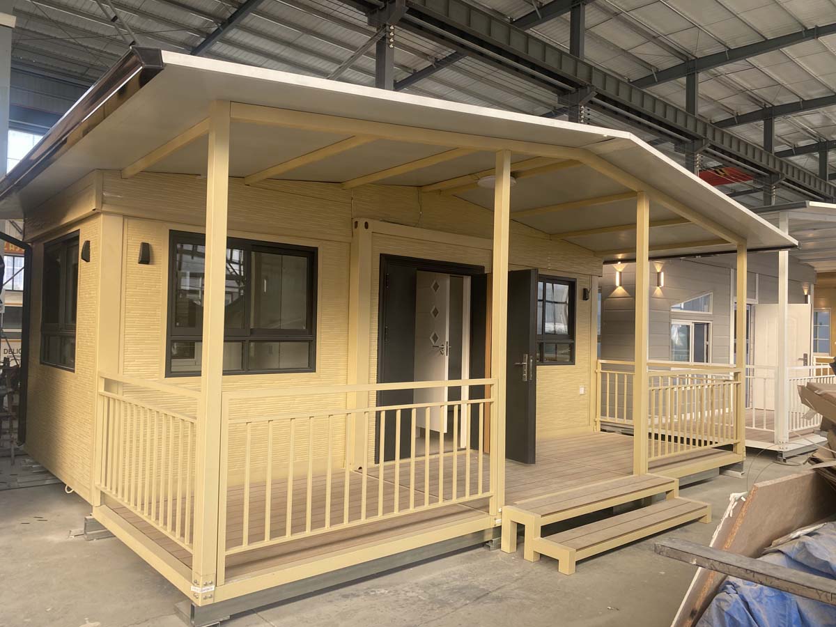 Extended container house