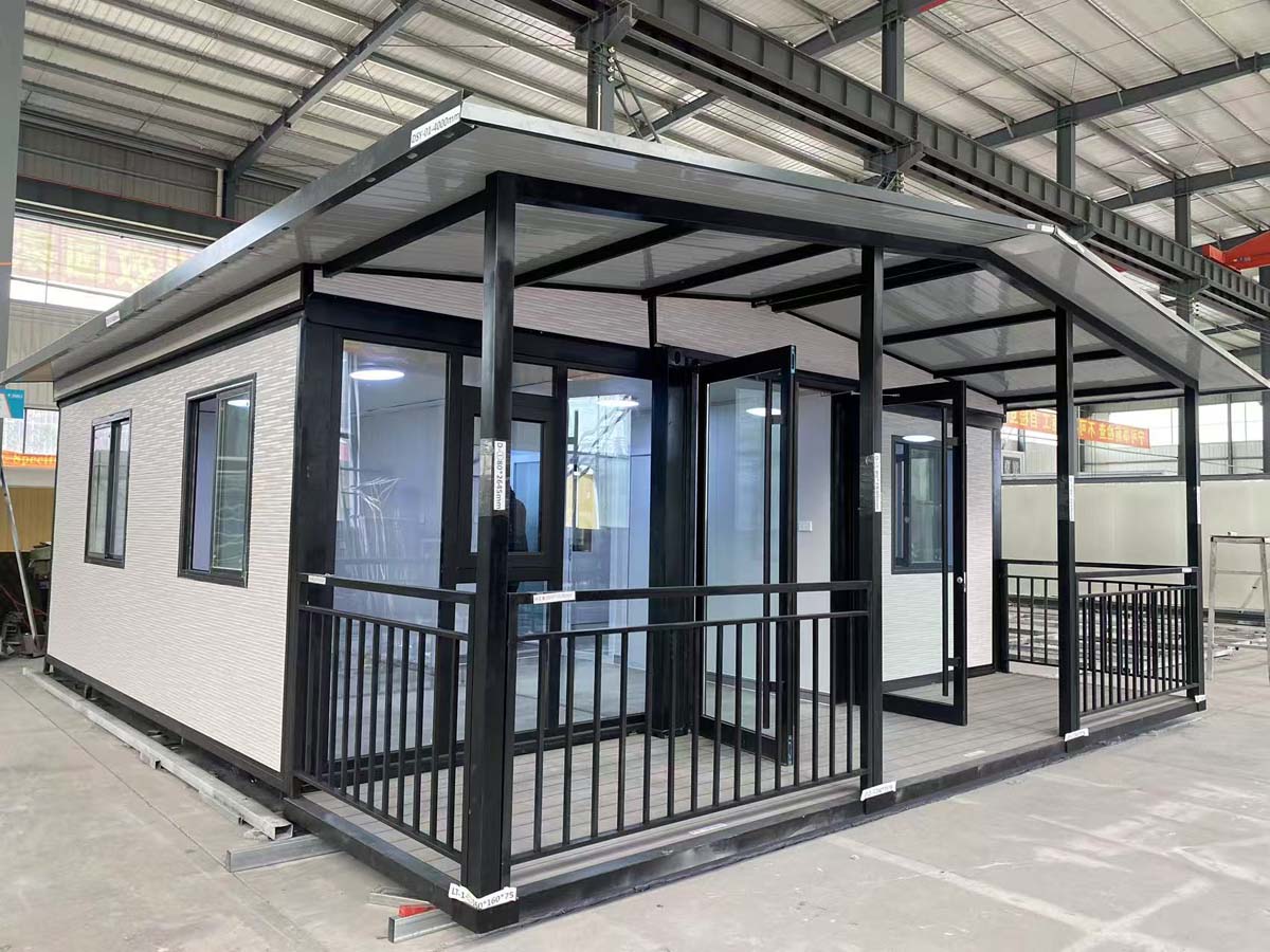 Extended container house