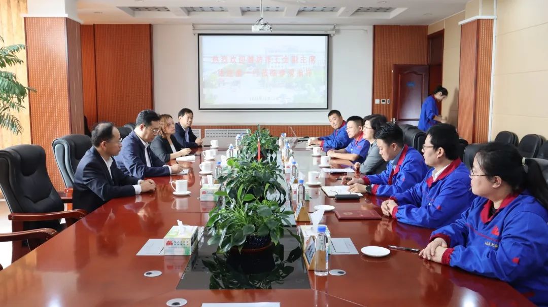 Good news | Xu Liankui, member of the Party Group and Vice Chairman of Weifang Federation of Trade Unions, awarded the Weifang 