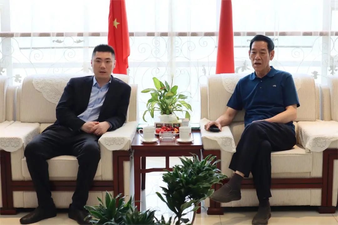 Wang Ke, member of the Standing Committee of the Party Committee of Shagang Group and Deputy General Manager of the Limited Company, and his delegation came to negotiate and exchange ideas